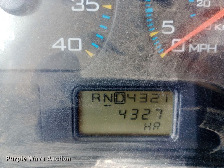 image for item EO0543 2004 International 7400 dump truck