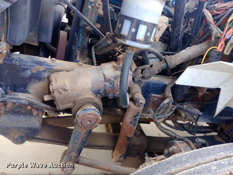 image for item EO0543 2004 International 7400 dump truck