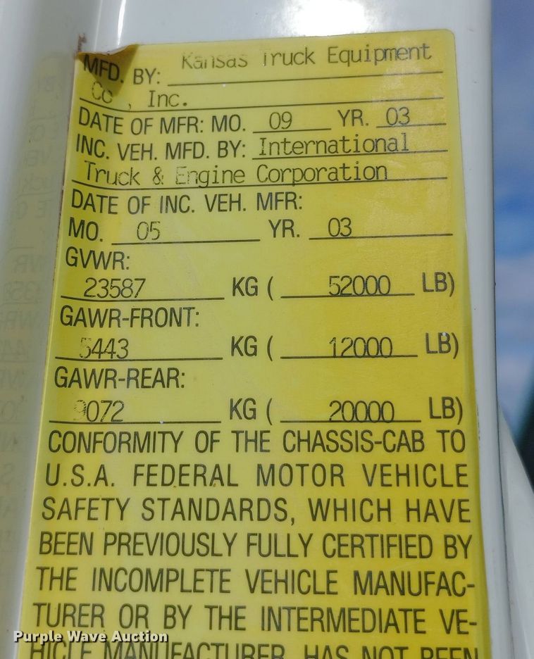 image for item EO0543 2004 International 7400 dump truck