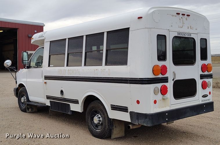image for item EO9979 2003 Chevrolet Express 3500 school bus