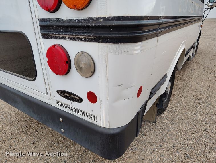 image for item EO9979 2003 Chevrolet Express 3500 school bus