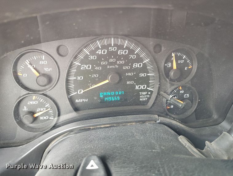 image for item EO9979 2003 Chevrolet Express 3500 school bus