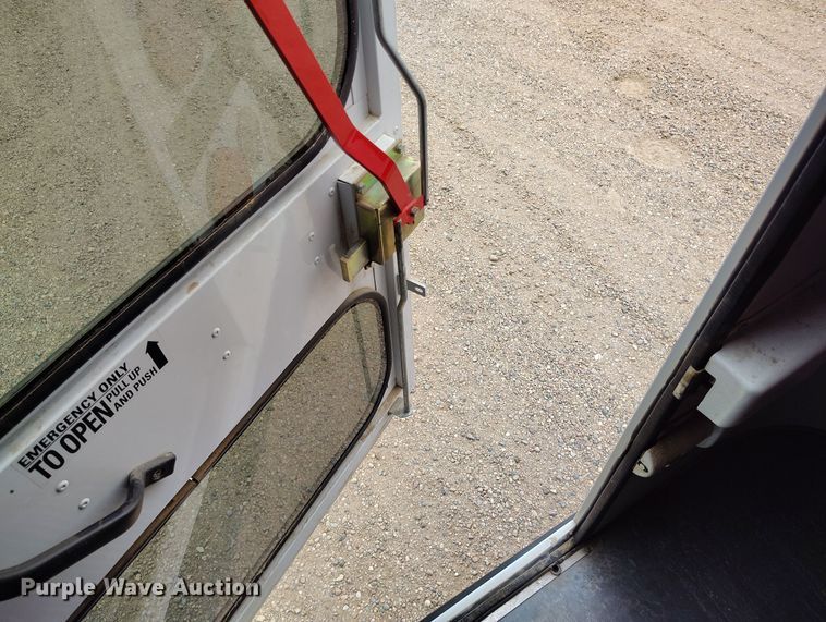 image for item EO9979 2003 Chevrolet Express 3500 school bus