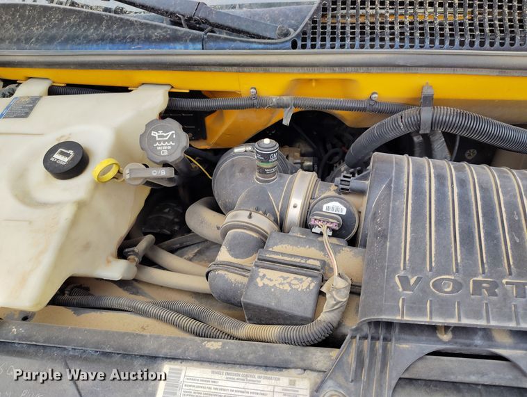 image for item EO9979 2003 Chevrolet Express 3500 school bus