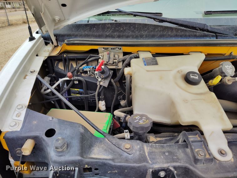 image for item EO9979 2003 Chevrolet Express 3500 school bus