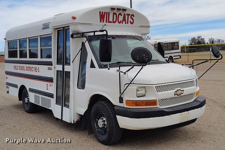 image for item EO9980 2005 Chevrolet Express G3500 school bus