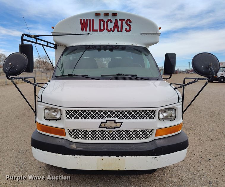 image for item EO9980 2005 Chevrolet Express G3500 school bus