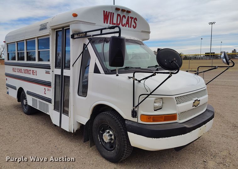 image for item EO9980 2005 Chevrolet Express G3500 school bus