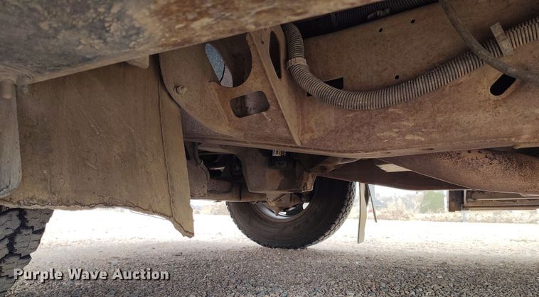 image for item EO9980 2005 Chevrolet Express G3500 school bus