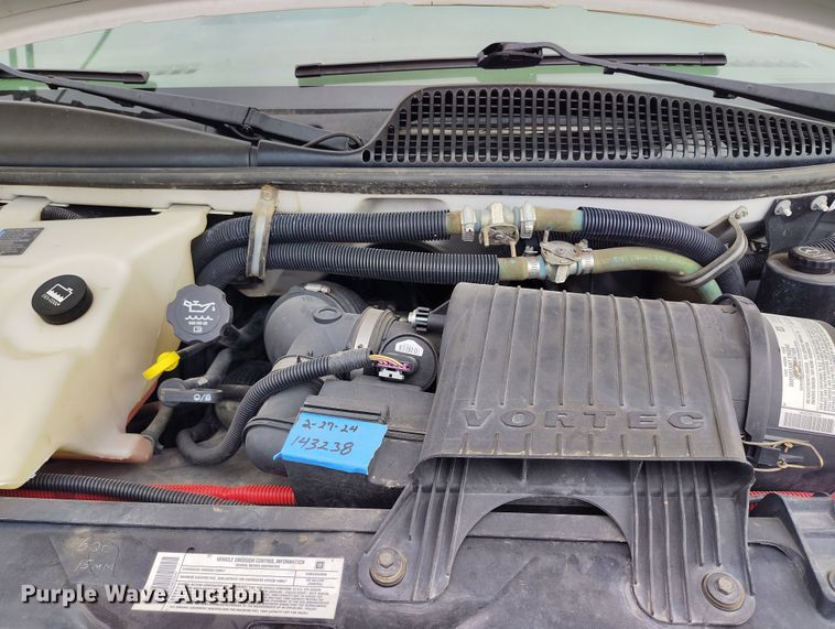 image for item EO9980 2005 Chevrolet Express G3500 school bus