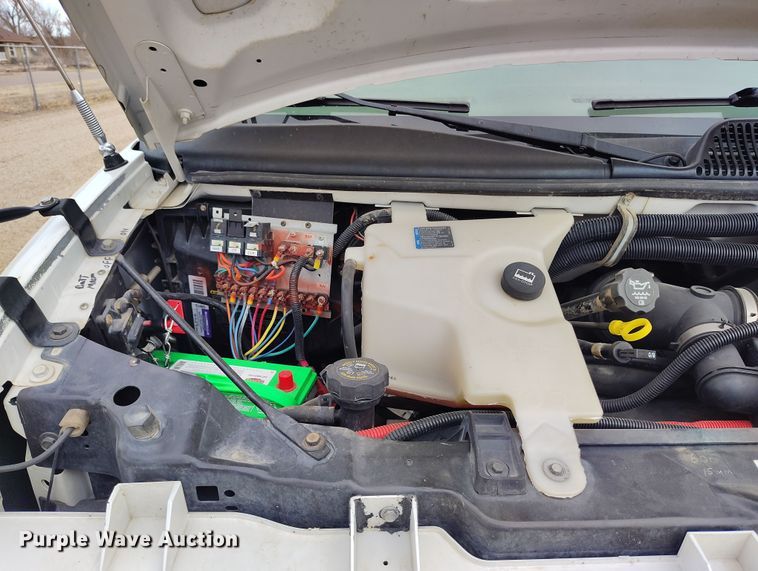 image for item EO9980 2005 Chevrolet Express G3500 school bus