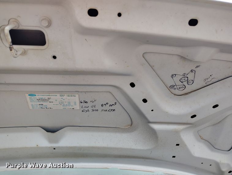 image for item EO9980 2005 Chevrolet Express G3500 school bus