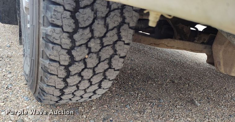 image for item EO9980 2005 Chevrolet Express G3500 school bus