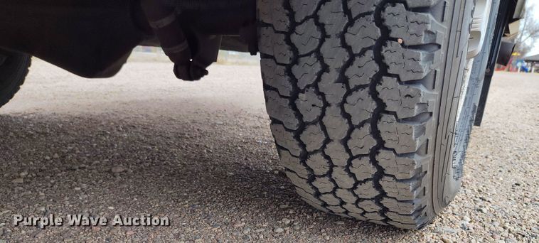 image for item EO9980 2005 Chevrolet Express G3500 school bus