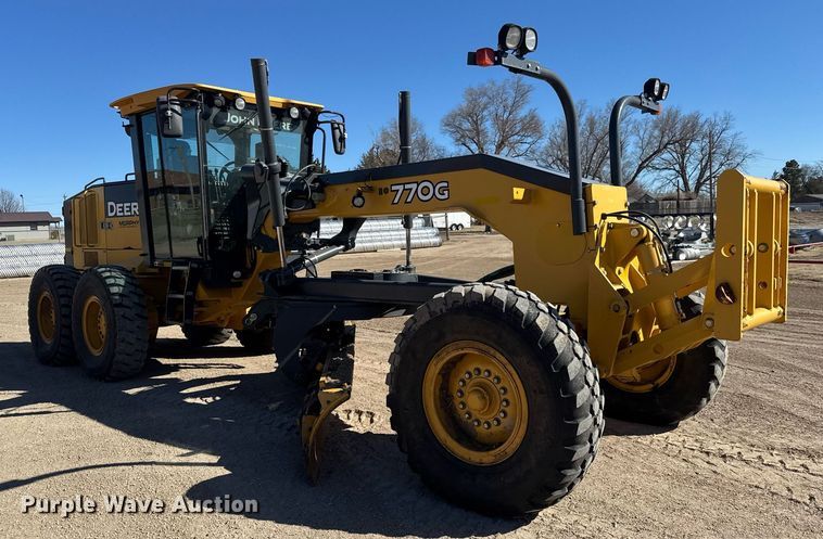 image for item EQ1168 2010 John Deere 770G motor grader