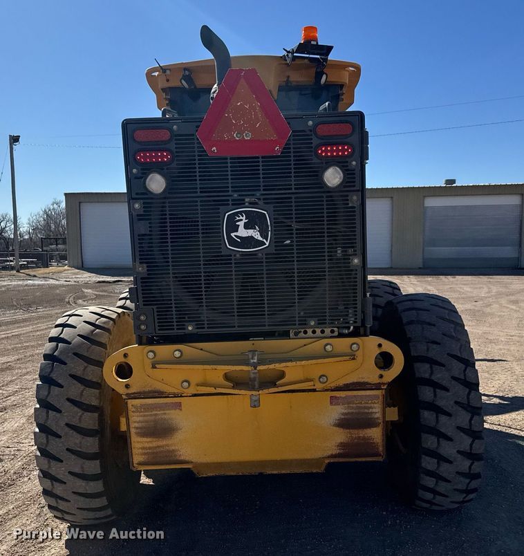 image for item EQ1168 2010 John Deere 770G motor grader