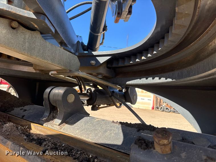 image for item EQ1168 2010 John Deere 770G motor grader