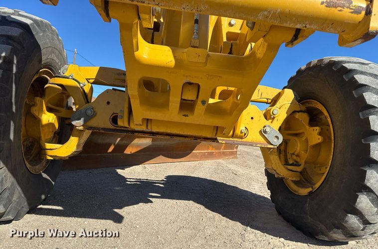 image for item EQ1168 2010 John Deere 770G motor grader