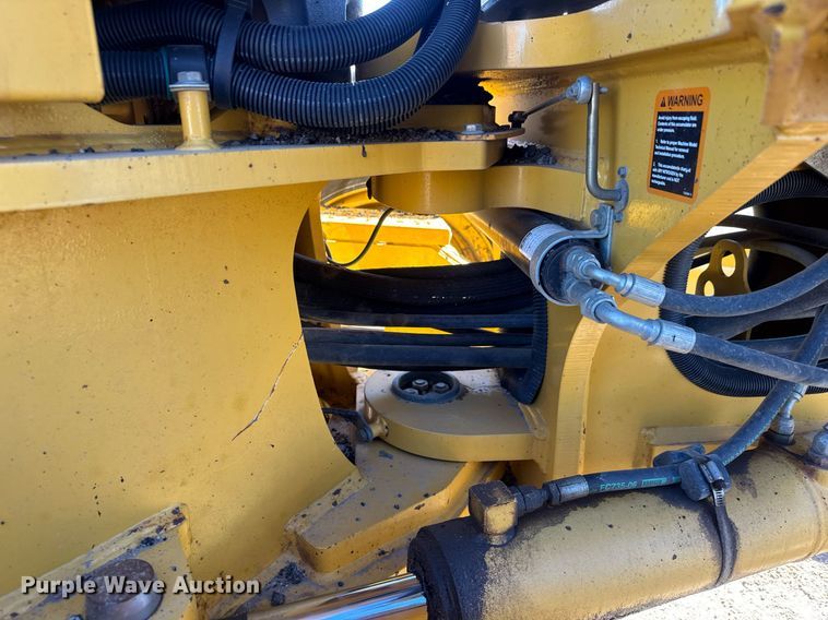 image for item EQ1168 2010 John Deere 770G motor grader