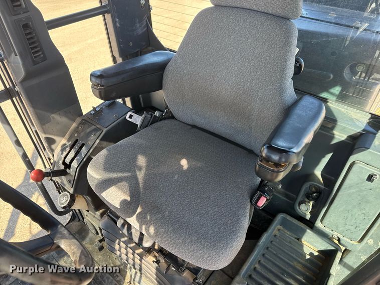 image for item EQ1168 2010 John Deere 770G motor grader