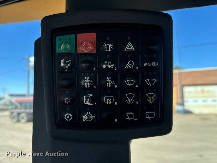 image for item EQ1168 2010 John Deere 770G motor grader