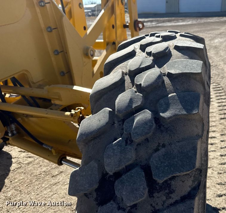 image for item EQ1168 2010 John Deere 770G motor grader