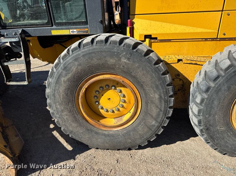 image for item EQ1168 2010 John Deere 770G motor grader