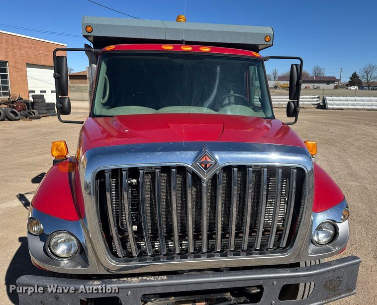 image for item EQ1169 2009 International WorkStar 7400 dump truck
