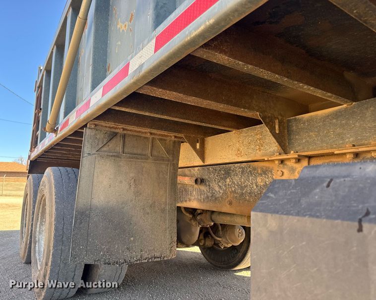 image for item EQ1169 2009 International WorkStar 7400 dump truck