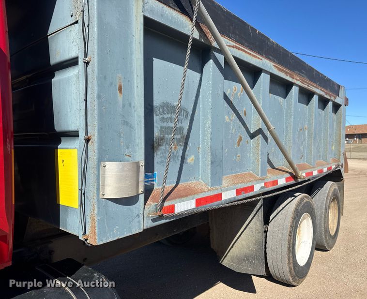 image for item EQ1169 2009 International WorkStar 7400 dump truck