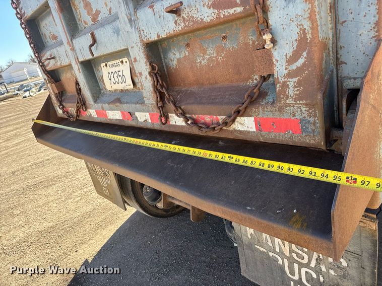 image for item EQ1169 2009 International WorkStar 7400 dump truck