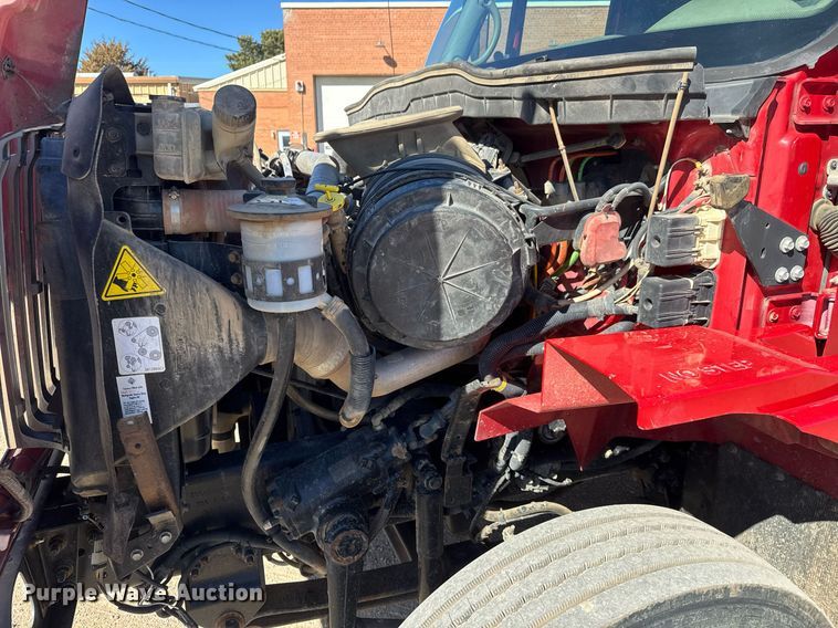 image for item EQ1169 2009 International WorkStar 7400 dump truck