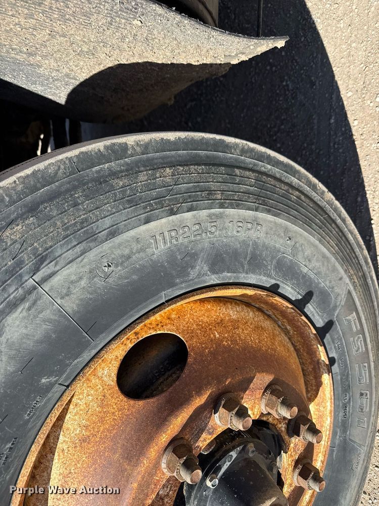 image for item EQ1169 2009 International WorkStar 7400 dump truck