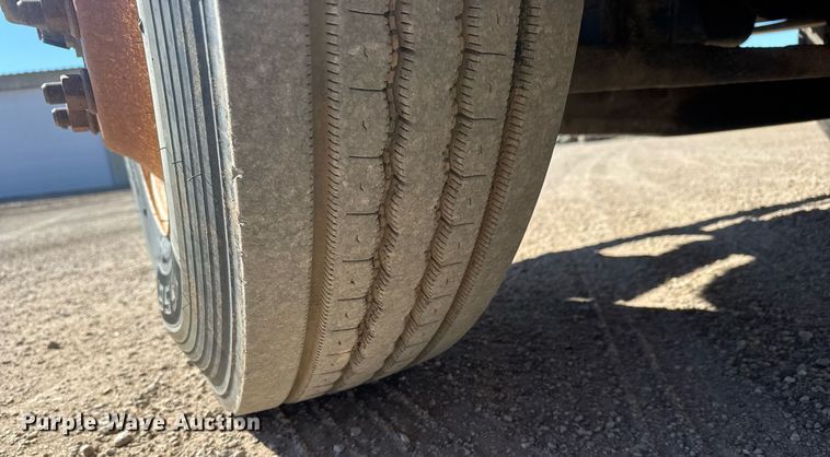 image for item EQ1169 2009 International WorkStar 7400 dump truck