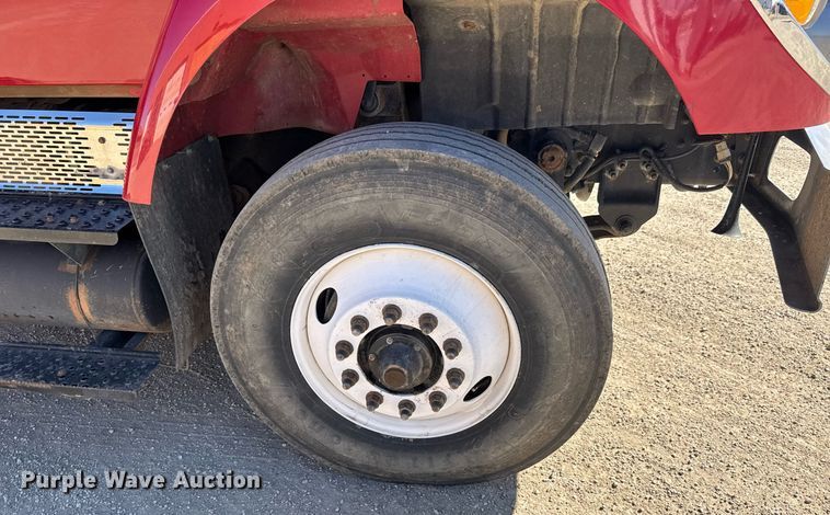 image for item EQ1169 2009 International WorkStar 7400 dump truck