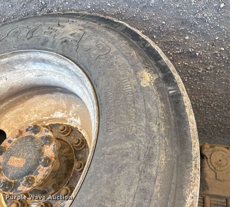 image for item EQ1169 2009 International WorkStar 7400 dump truck