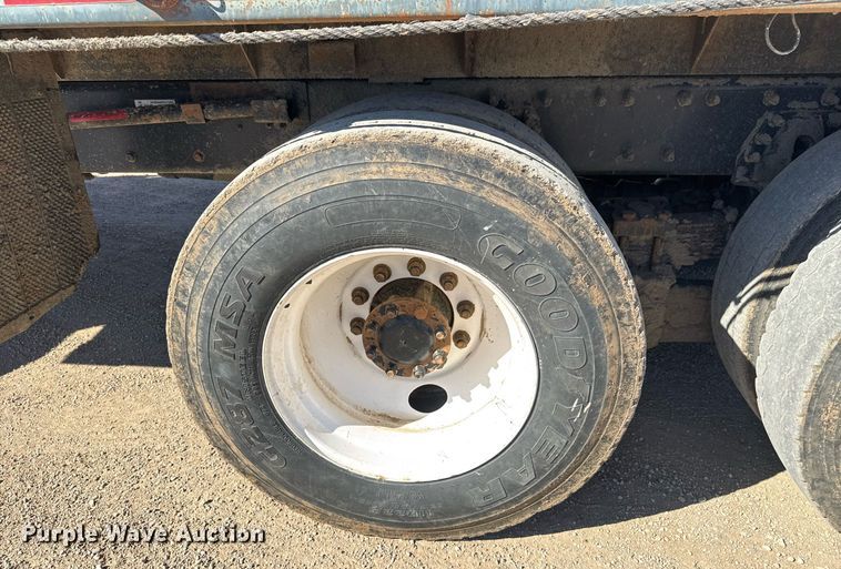 image for item EQ1169 2009 International WorkStar 7400 dump truck