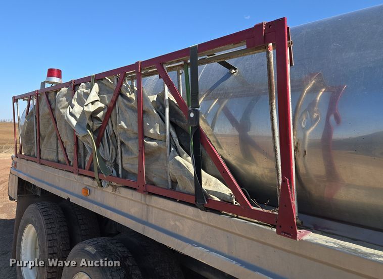 image for item EQ6799 1995 Ford L9000 tanker fire truck