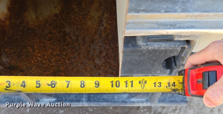 image for item EQ6799 1995 Ford L9000 tanker fire truck