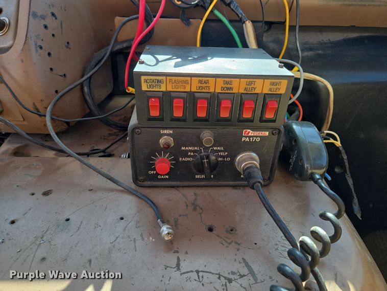 image for item EQ6799 1995 Ford L9000 tanker fire truck