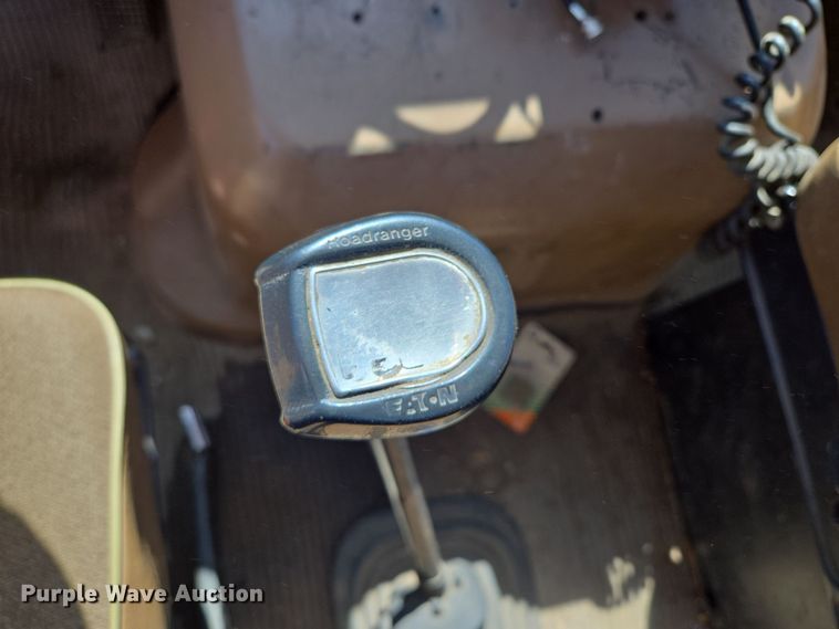 image for item EQ6799 1995 Ford L9000 tanker fire truck