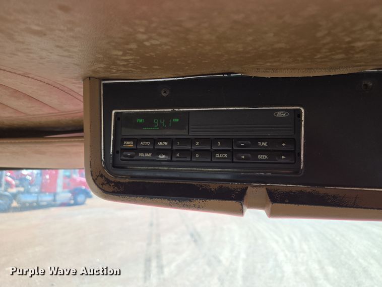 image for item EQ6799 1995 Ford L9000 tanker fire truck