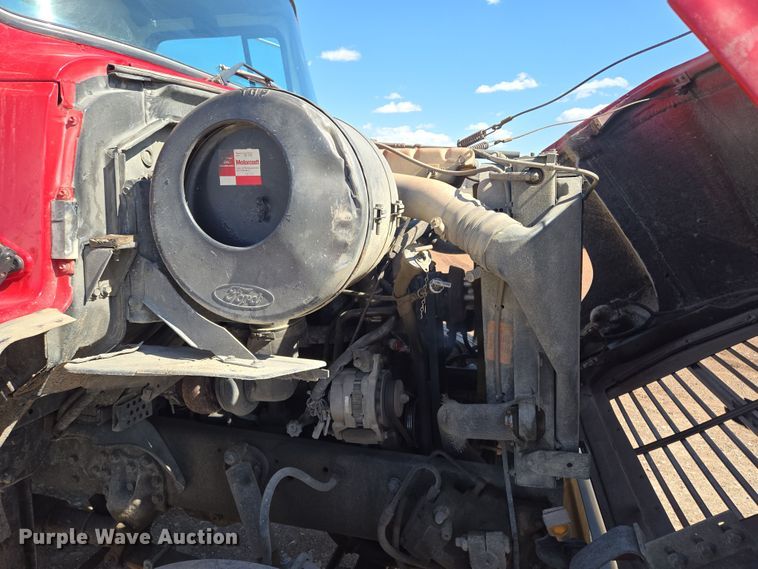 image for item EQ6799 1995 Ford L9000 tanker fire truck