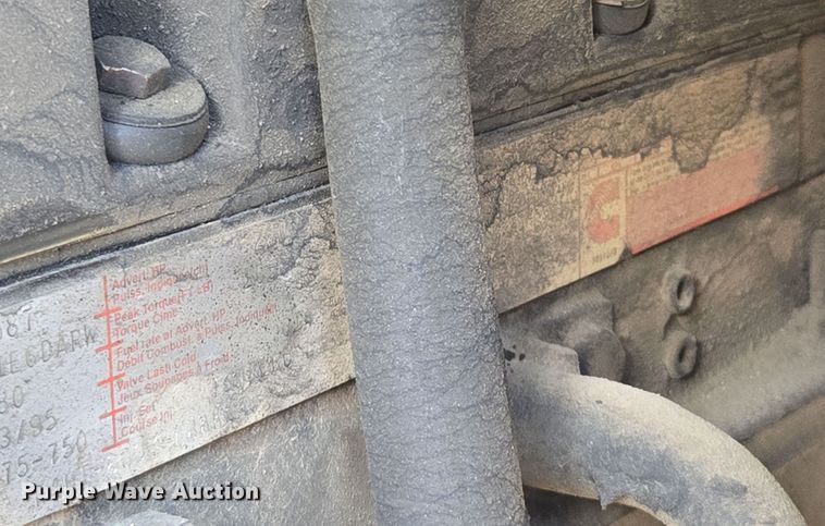 image for item EQ6799 1995 Ford L9000 tanker fire truck