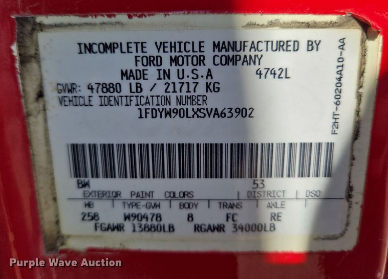 image for item EQ6799 1995 Ford L9000 tanker fire truck