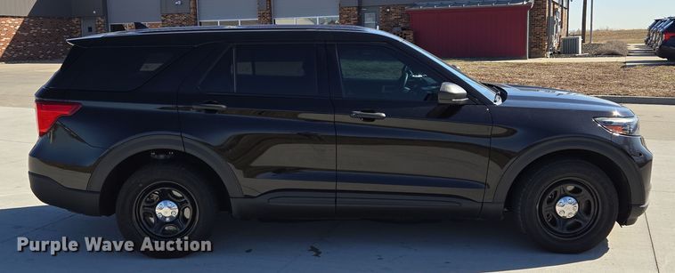 image for item EQ6802 2020 Ford Explorer Police Interceptor SUV