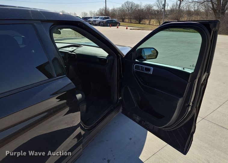 image for item EQ6802 2020 Ford Explorer Police Interceptor SUV