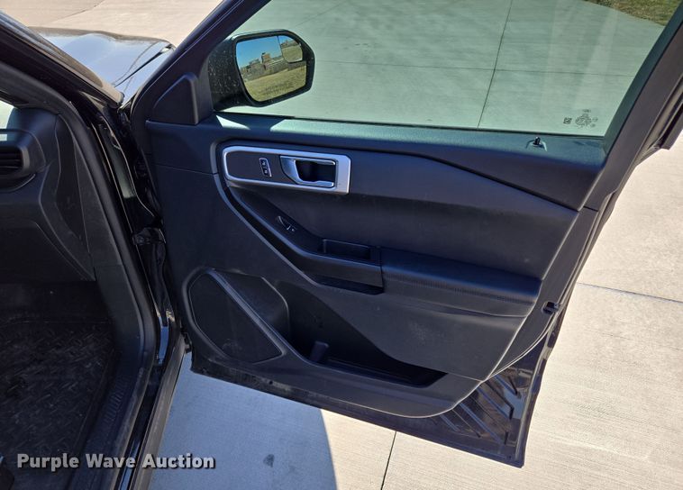 image for item EQ6802 2020 Ford Explorer Police Interceptor SUV