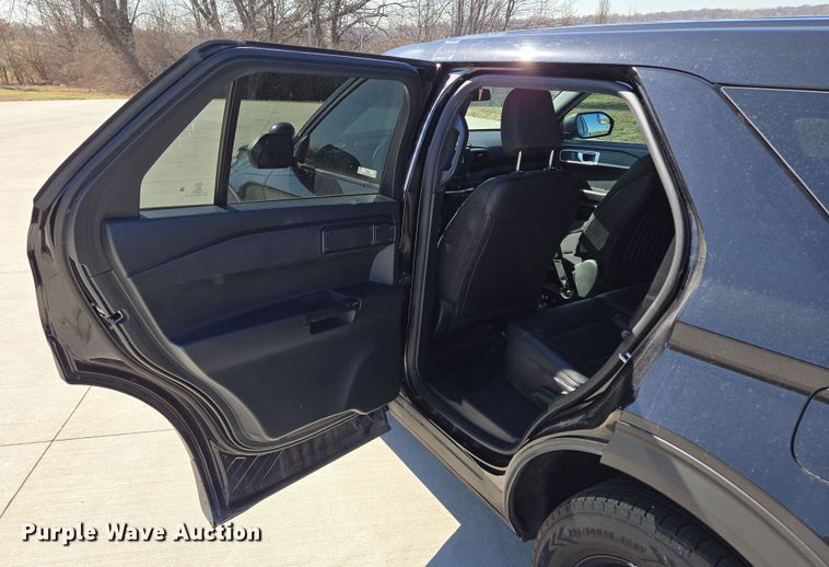 image for item EQ6802 2020 Ford Explorer Police Interceptor SUV