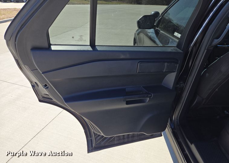 image for item EQ6802 2020 Ford Explorer Police Interceptor SUV